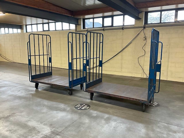 Winkelkarren (2x) - afbeelding 1 van  9