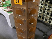 Winkelrekje met 14 koffiekopjes + kartonnen display - afbeelding 5 van  5