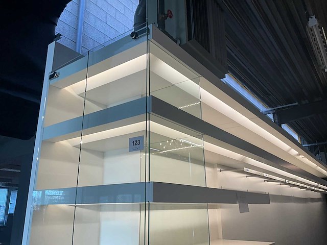 Winkelwandrek - afbeelding 2 van  31