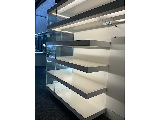 Winkelwandrek - afbeelding 4 van  31