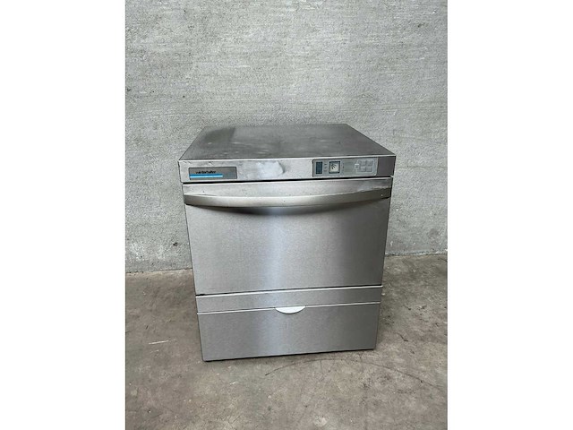 Winterhalter - gs 215 - korvenvaatwasmachine - afbeelding 2 van  6