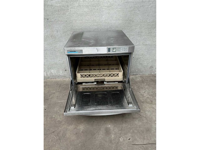 Winterhalter - gs 215 - korvenvaatwasmachine - afbeelding 5 van  6