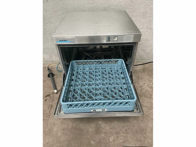 Winterhalter - gs 302 - korvenvaatwasmachine - afbeelding 6 van  6