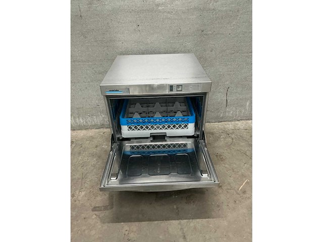 Winterhalter - gs215 - korvenvaatwasmachine - afbeelding 5 van  6