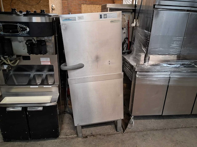 Winterhalter - gs502 - korvenvaatwasmachine - afbeelding 2 van  5