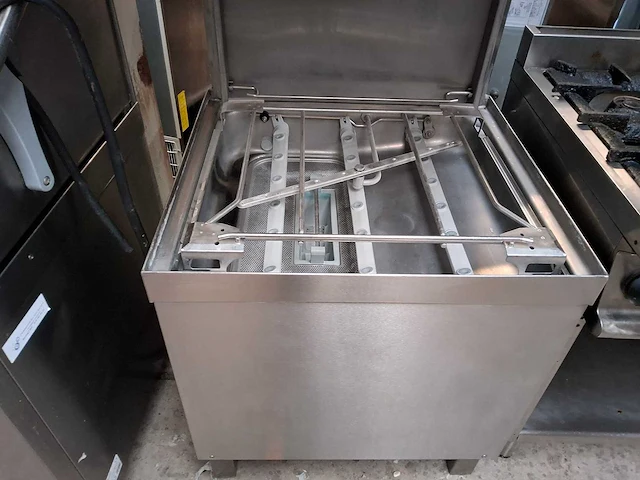 Winterhalter - gs515 - korvenvaatwasmachine - afbeelding 4 van  4