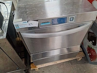 Winterhalter - korvenvaatwasmachine - afbeelding 2 van  6