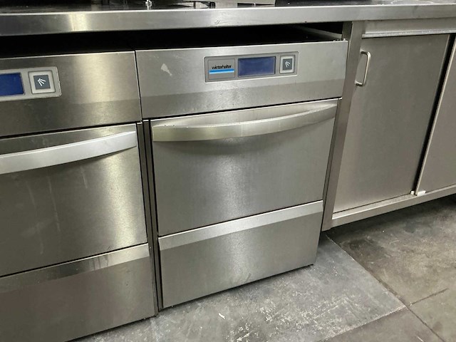 Winterhalter - uc-m - korvenvaatwasmachine - afbeelding 1 van  3