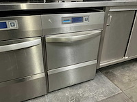 Winterhalter - uc-m - korvenvaatwasmachine - afbeelding 1 van  3