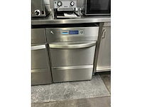 Winterhalter - uc-m - korvenvaatwasmachine - afbeelding 2 van  3