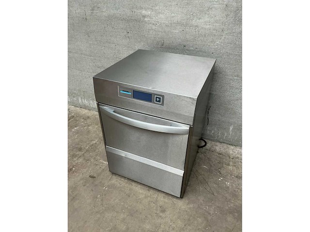 Winterhalter - uc-m - korvenvaatwasmachine - afbeelding 2 van  3