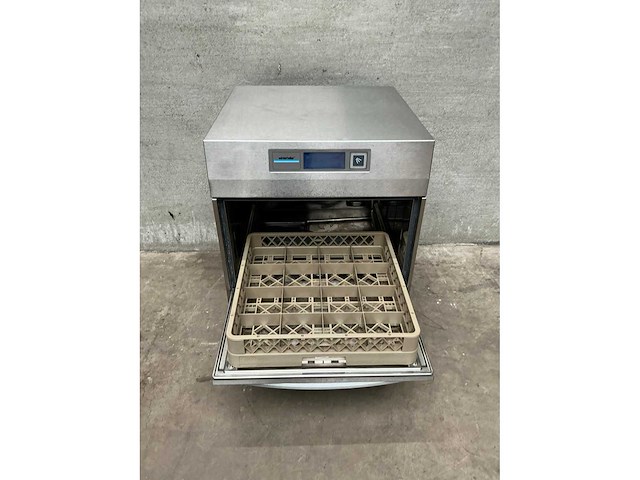 Winterhalter - uc-m - korvenvaatwasmachine - afbeelding 2 van  3