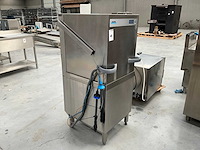 Winterhalter b1600c korvenvaatwasmachine - afbeelding 1 van  1