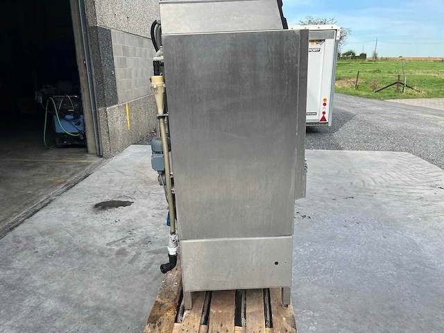 Winterhalter gr 62/2 winterhalter gr 62/2 – roestvrijstalen industriële vaatwasser 10 kw – professionele catering - afbeelding 2 van  8