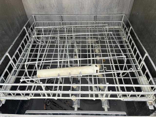 Winterhalter gr 62/2 winterhalter gr 62/2 – roestvrijstalen industriële vaatwasser 10 kw – professionele catering - afbeelding 7 van  8