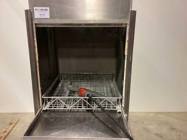 Winterhalter gs 640 korvenvaatwasmachine - afbeelding 4 van  4