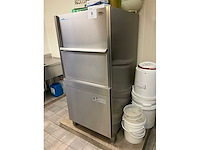 Winterhalter gs 640 korvenvaatwasmachine