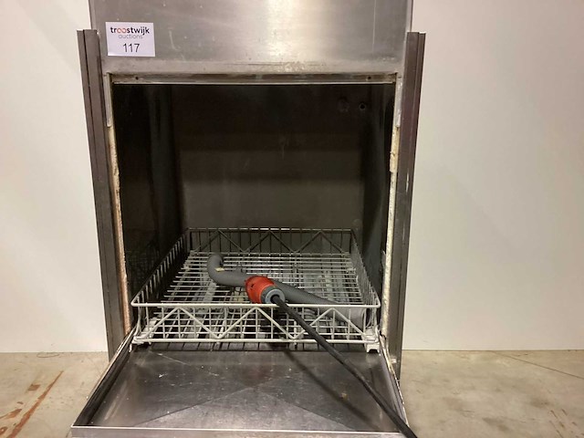Winterhalter gs 640 korvenvaatwasmachine - afbeelding 4 van  4