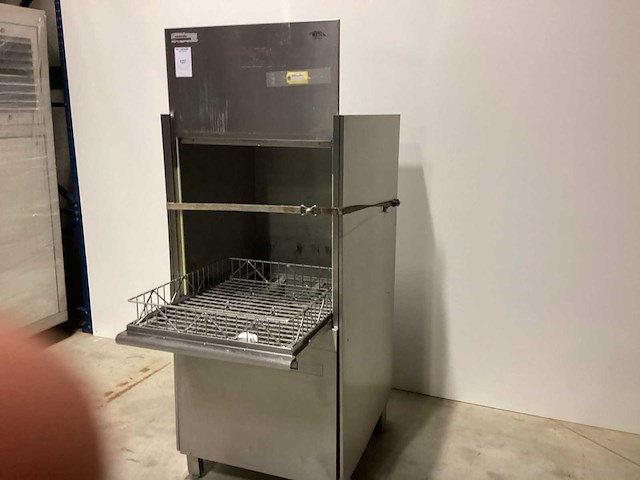 Winterhalter gs640 korvenvaatwasmachine - afbeelding 4 van  8