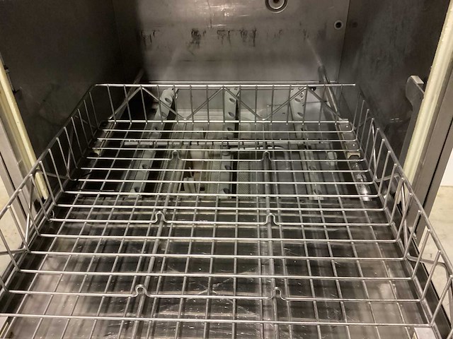 Winterhalter gs640 korvenvaatwasmachine - afbeelding 5 van  8