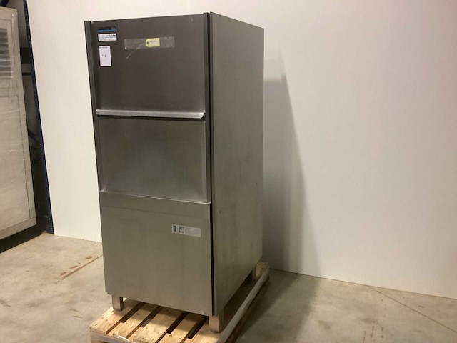 Winterhalter gs640 korvenvaatwasmachine - afbeelding 2 van  7