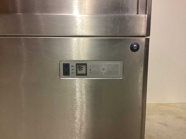 Winterhalter gs640 korvenvaatwasmachine - afbeelding 4 van  5