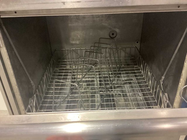 Winterhalter gs640 korvenvaatwasmachine - afbeelding 3 van  7