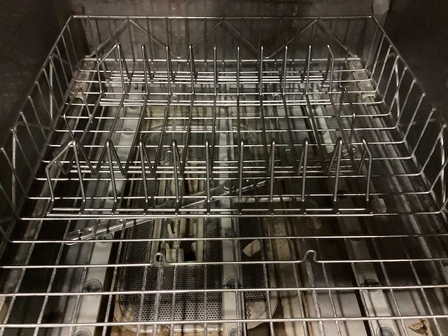 Winterhalter gs640 korvenvaatwasmachine - afbeelding 7 van  9