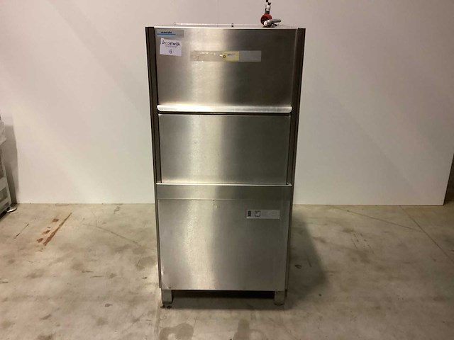 Winterhalters gs640 korvenvaatwasmachine - afbeelding 1 van  8