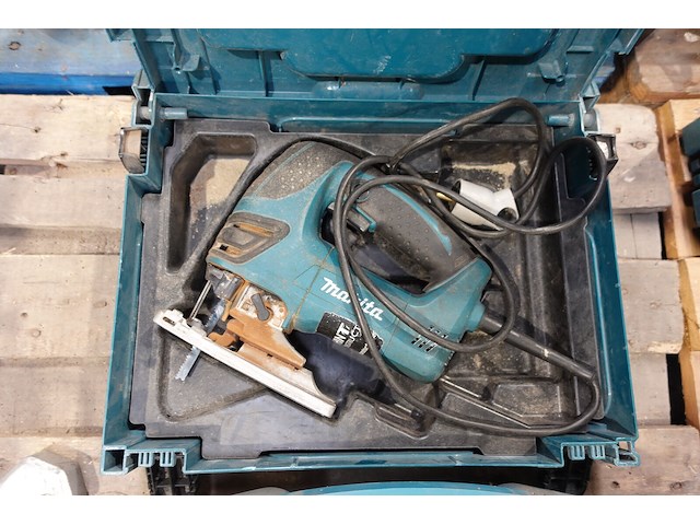 Wipzaag + schuurmachine makita - afbeelding 2 van  5
