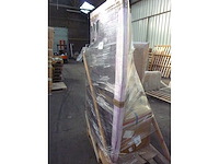 Wit stoffen borstbed met bedbasis en hoofdeinde 160x200cm - afbeelding 3 van  11