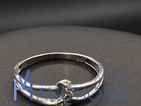 Witgouden ring bezet met diamant en robijn 9 karaat - afbeelding 3 van  7