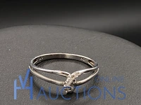 Witgouden ring bezet met diamant en robijn 9 karaat - afbeelding 6 van  7