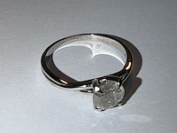 Witgouden solitair ring 14kt vv diamant