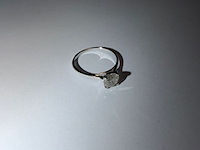 Witgouden solitair ring 14kt vv diamant