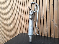 Witkoperen handwaterpomp - afbeelding 3 van  5