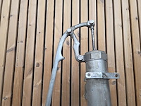 Witkoperen handwaterpomp - afbeelding 5 van  5