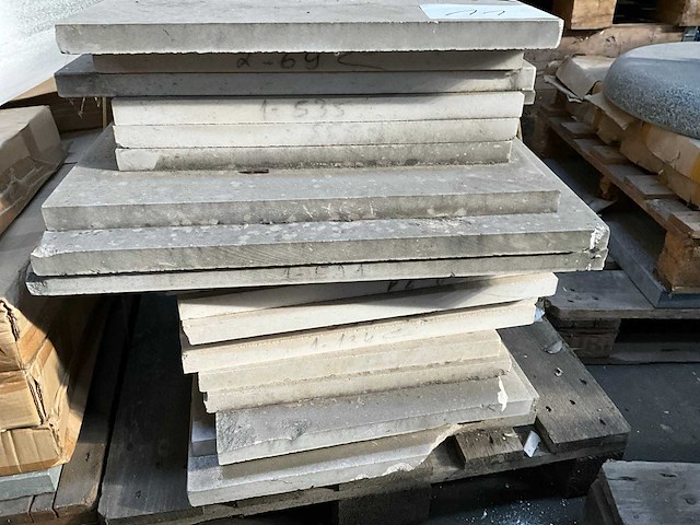 Witsteen tegels 1 pallet - afbeelding 1 van  3