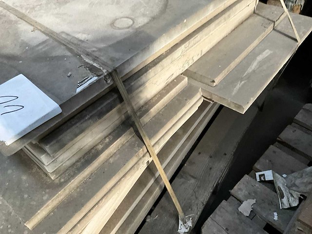 Witsteen tegels 1 pallet - afbeelding 3 van  3