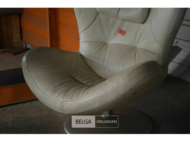 Witte lederen retro draaizetel - afbeelding 4 van  4