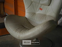 Witte lederen retro draaizetel - afbeelding 4 van  4