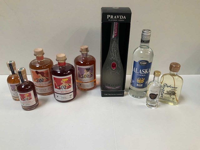 Wodka (9x) - afbeelding 2 van  7