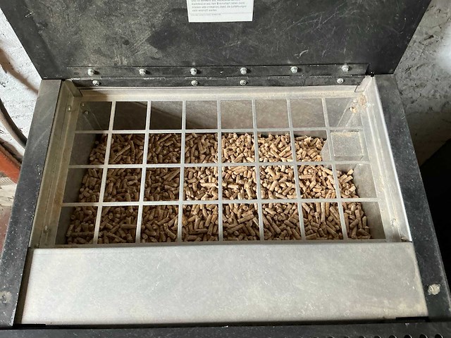Wodtke po 04.5-12e pelletkachel - afbeelding 9 van  13