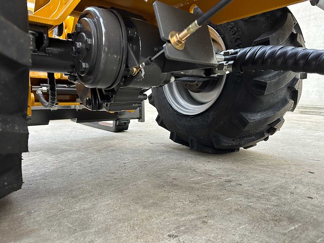 Wolf - 2025 - mini 750 - shovel - afbeelding 24 van  42