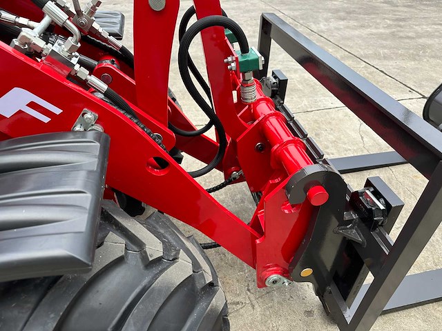 Wolf - 2025 - mini 750 - wiellader - afbeelding 8 van  42