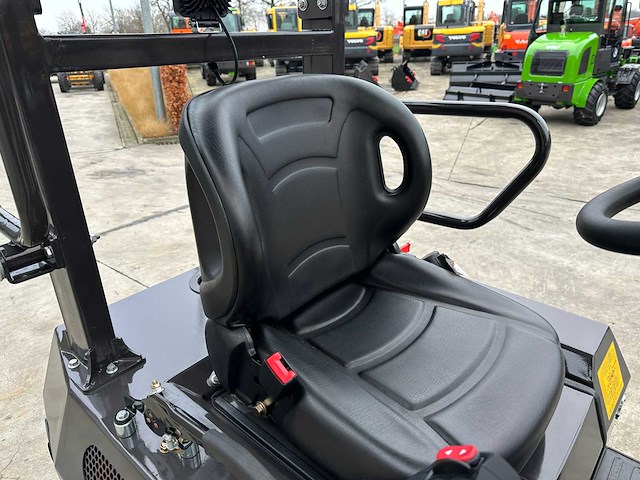Wolf - 2025 - mini 750 - wiellader - afbeelding 27 van  42