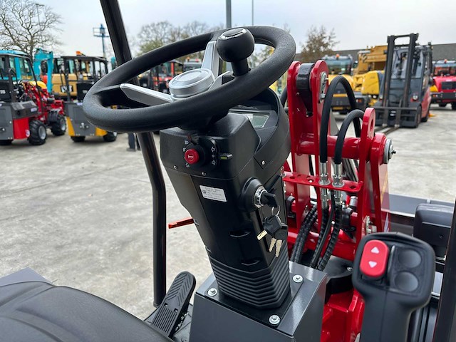 Wolf - 2025 - mini 750 - wiellader - afbeelding 31 van  42