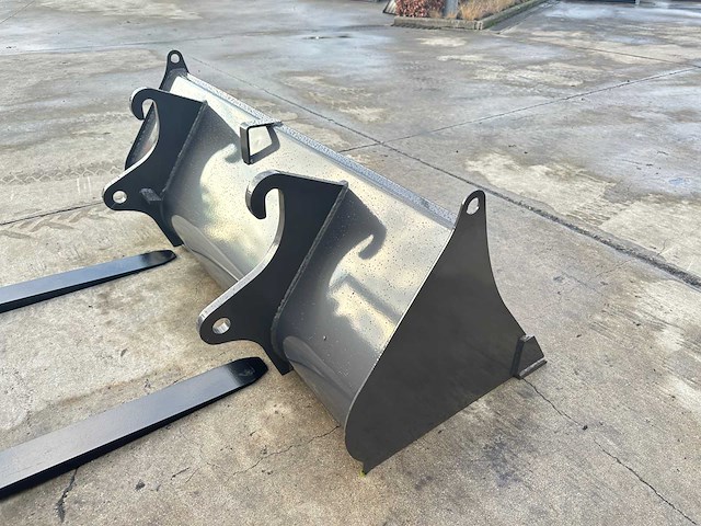 Wolf - 2025 - mini 780 tt - wiellader - afbeelding 2 van  58