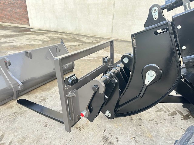 Wolf - 2025 - mini 780 tt - wiellader - afbeelding 6 van  58