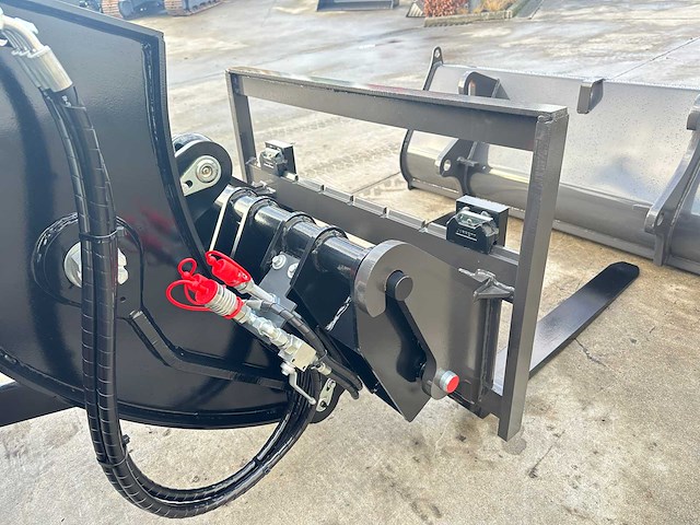 Wolf - 2025 - mini 780 tt - wiellader - afbeelding 7 van  58